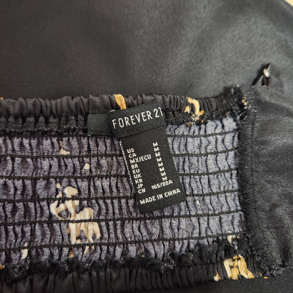 Forever 21 triangle cami top with zodiac - Picture 5 of 5